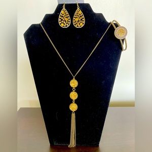 Gold Necklace set